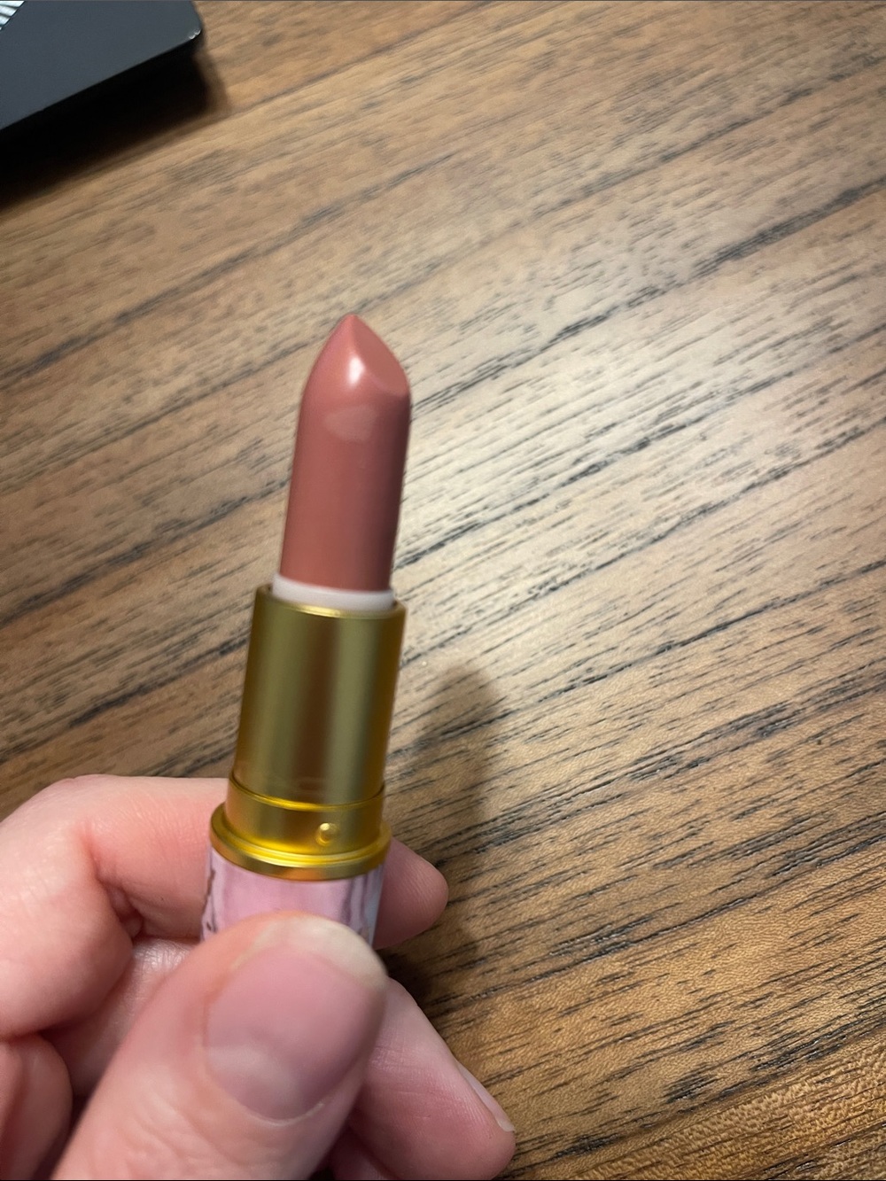 New Mac electric wonder lipstick - Picture 5 of 5
